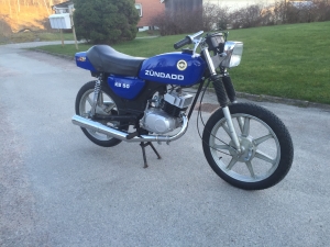 AX100-Zundapp