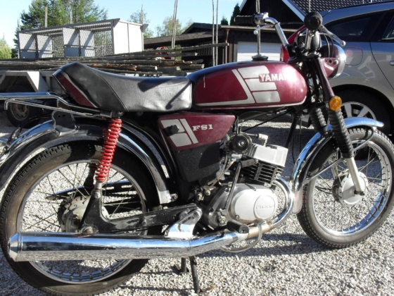 Yamaha-Ax100